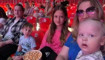 Счастье &mdash; это когда мы видим искреннюю радость в глазах детей, родителей, людей и понимаем, что вместе с ними мы сотворили маленькое чудо. ✨ 4