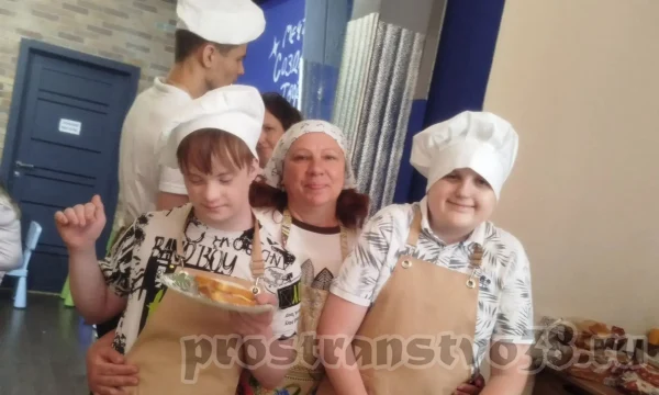 9 июня в рамках проекта &laquo;Школа весёлого быта&raquo; на базе развлекательного центра &laquo;Точка перезагрузки&raquo; прошло второе практическое занятие для детей с особенностями развития.