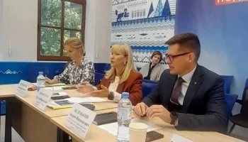 В Иркутске прошёл стратегический диалог по вопросам защиты материнства и детства. 5